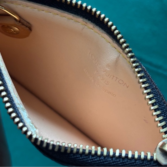 Louis Vuitton Multicolor Key Pouch - Picture 7 of 9